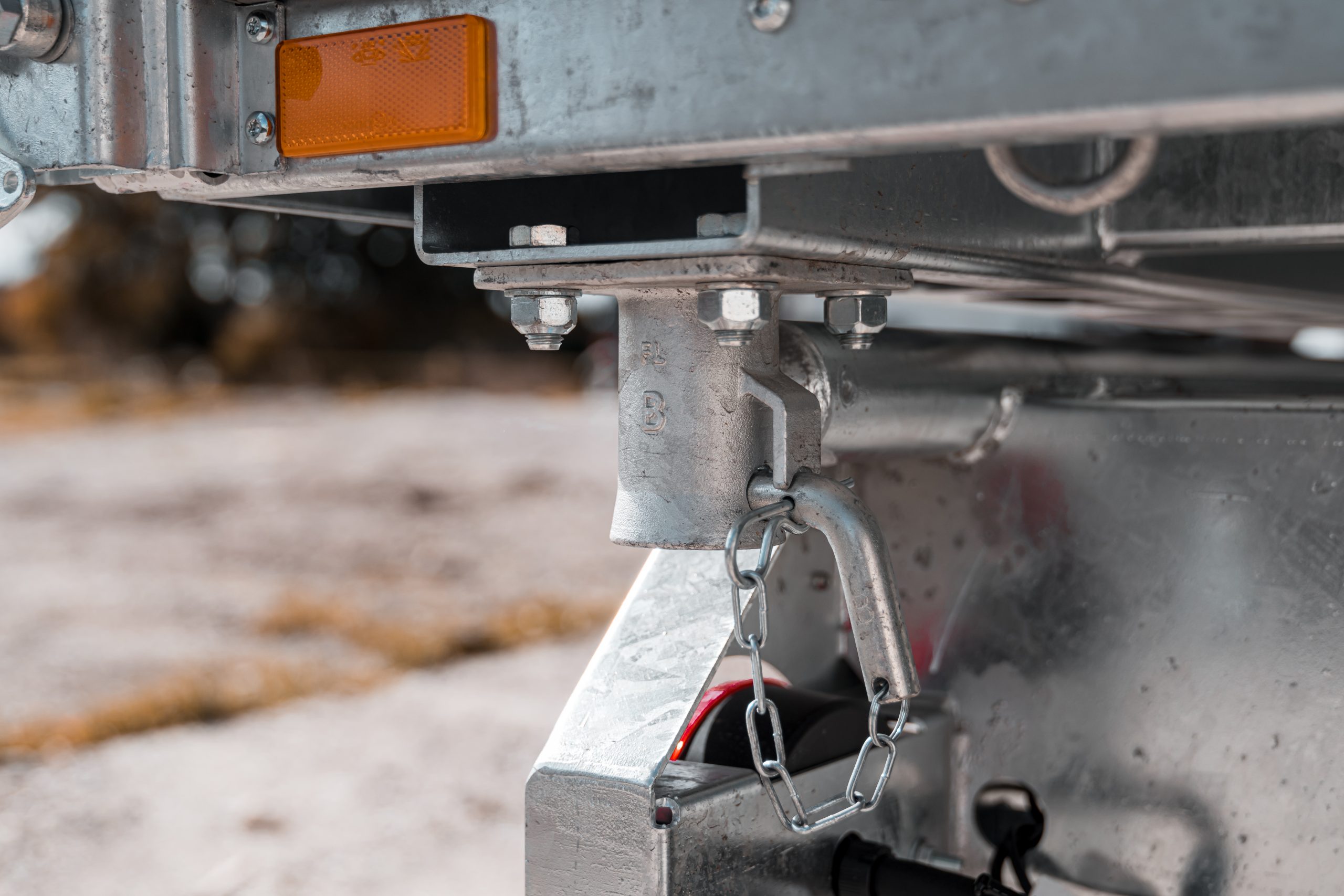 21_10_25_HTK_Detail_Scharnier_02